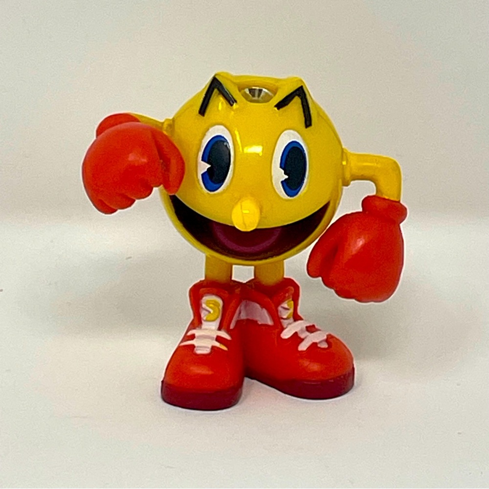 Pacman mini‎ figure 2” flashlight CandyRific promo